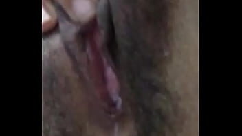 indo ngocok memek sendirian