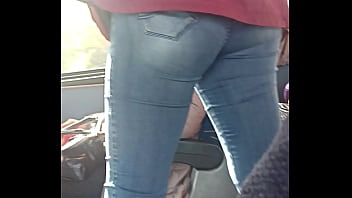 chicas en minifaldas manoseadas en el autobus