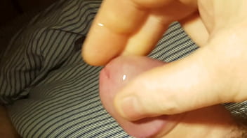 amateur girlfriend likes watching strangers jerk off