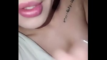 kari sweets nip slip