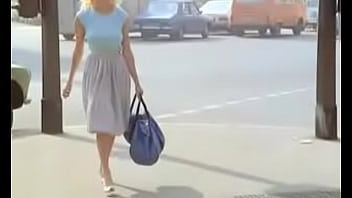 sexy windy street upskirt upskirts