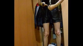 handjobs with long leather,latex and pvc gloves