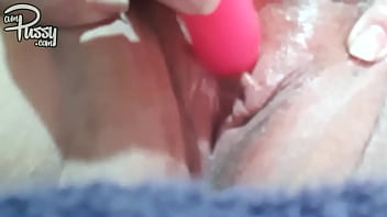 hairy beautiful milf masturbating with dildo to real orgasm