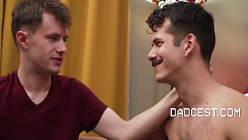 pornhub_syrip_poker_with_zoey_holoway