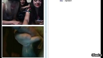 dickflash submissive teen reaction webcam