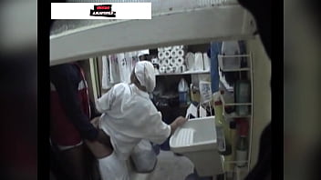 Motoboy Faz Sexo Faxineira De Restaurante Entre Uma Entrega E Outra thumbnail