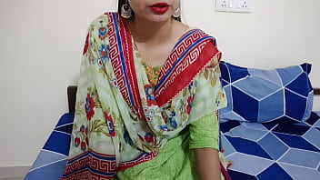 indian desi maa ne apne bete ke dost ke bahut bade land se apne khujle mitai