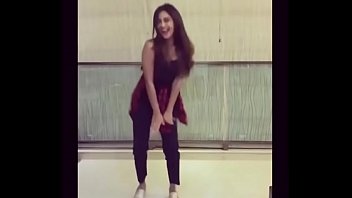 nangi parti