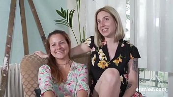 lesbian eating clitor