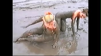 wam spandex messy mud