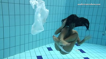 nude sexy ino and sakura kissing