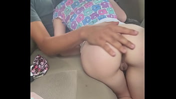 girl in bus sees my dick in car