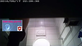 spy toilet cam wc