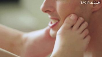 mother daughter smoking blowjob