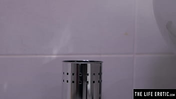 head inserting pussy download