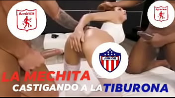 negro de pene grande penetra a teen por el ano y llora