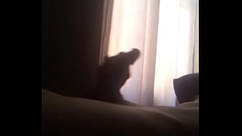 moter loves to jerk mi