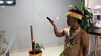 Le doy un excitante baile hawaiano a mi sexi embarazada hermanastra hasta terminar poniéndola muy cachonda y follarla duro con mi enorme y rica polla por su apretado coño y llenarlo de toda mi leche