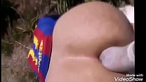 Enfiando a mão no cu grande do amigo