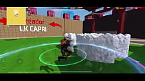 JOVEN DE COLOR OBSCURO ES DESTROZADO MIENTRAS ESTUDIA