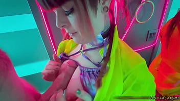 Public sloppy deepthroat in a rave bathroom