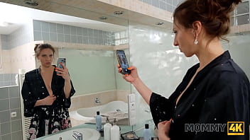 Mommy4k milf doesn’t care about what’s going on beyond her bathroom hot sex with janet alfano