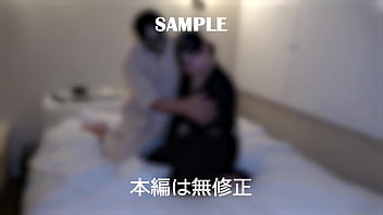 【素人・人妻】あみvol 01 身内がやらかしたせいで脱ぐことになった巨乳の豊満ボディの若妻は、何事も一生懸命ご奉仕してくれる健気な一面を持っていました。