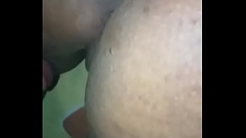 Mi vecina quiere azucar y termina teniendo sexo conmigo