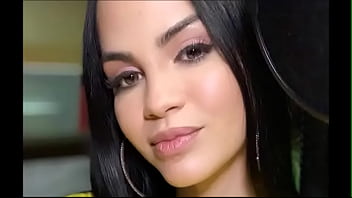 Estas a los pies de natti natasha