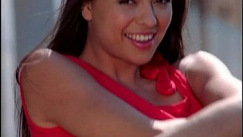 Pilar lastra naturally