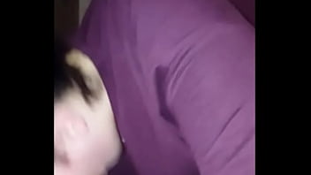 Young chick loves to give blowjobs