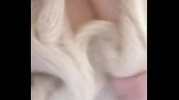 Sexy milf wants to make you cum