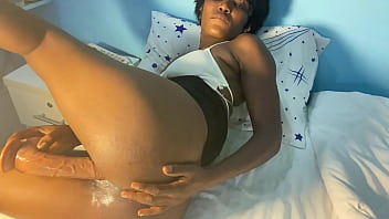 Was soo horny tried to cum hard