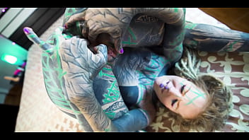 Tattooed girl loves deep anal gaping and cum play