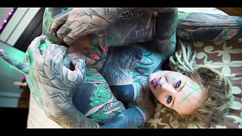 Tattooed girl loves deep anal gaping and cum play