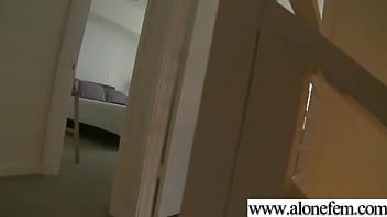 Amateur hot girl insert in holes all kind of toys clip 01