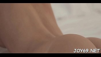 Teen stuffs bawdy cleft with dildos