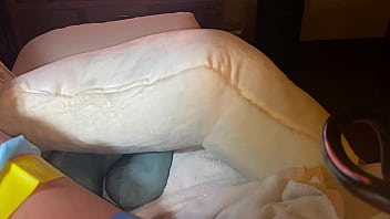 Girl gets freaking hot sexy playtime