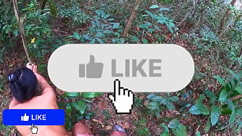 Putinha geme no meio da mata levando rola fundo no cu em largados e gozados