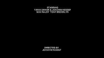 Tatiana swank enjoys pissing play iv213