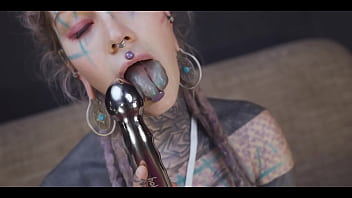 Anuskatzz stuffs her ass with a cold stainless steel dildo