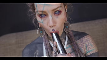 Anuskatzz stuffs her ass with a cold stainless steel dildo