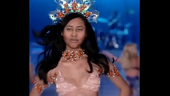 Hot Girls Available Vijayawada thumbnail