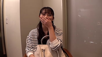 お金にお困りの人妻さんに時間無制限でヤリタイ放題！お金も性欲も満たしたい強欲人妻との不倫sex　限界知らずの人妻のエロさに取材班が溺れていく！