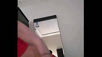 Emy angel et ses belles fesses