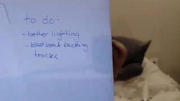 Who's this sexy girl