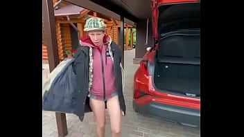 Лиса рулит раздевается