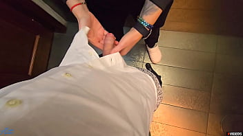 Meine muschi hält seinen schwanz fest als ob sie ihn nicht loslassen möchte