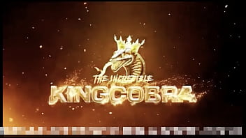 I need that big black cobra in my sexy muscle milf loves getting filled with the cobra