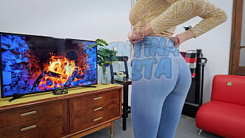 Omg incredible ass n thigh gap huge cameltoe natural boobs exquisit new skinny babe